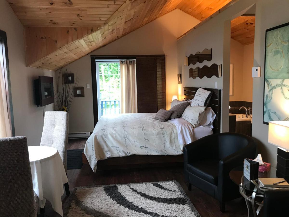 Domaine De La Baie, Les Suites Shawinigan Exterior foto