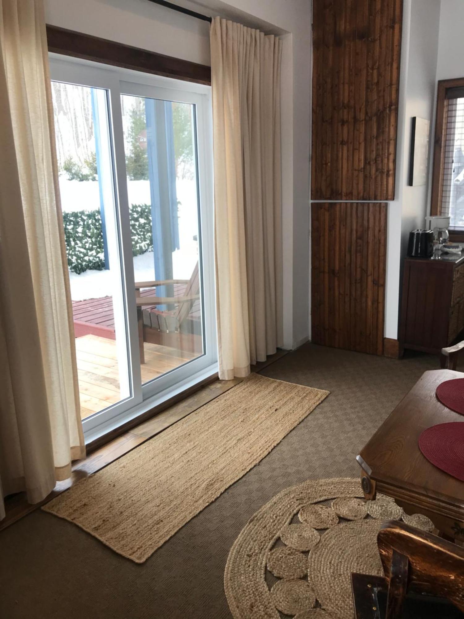 Domaine De La Baie, Les Suites Shawinigan Exterior foto